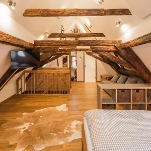 https://alte-ritterstube.com-bavaria.com